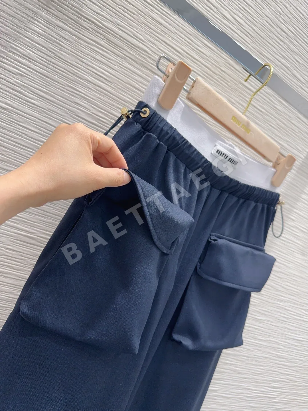 미우미우 와이드 레그 여성 바지 상세 이미지 3