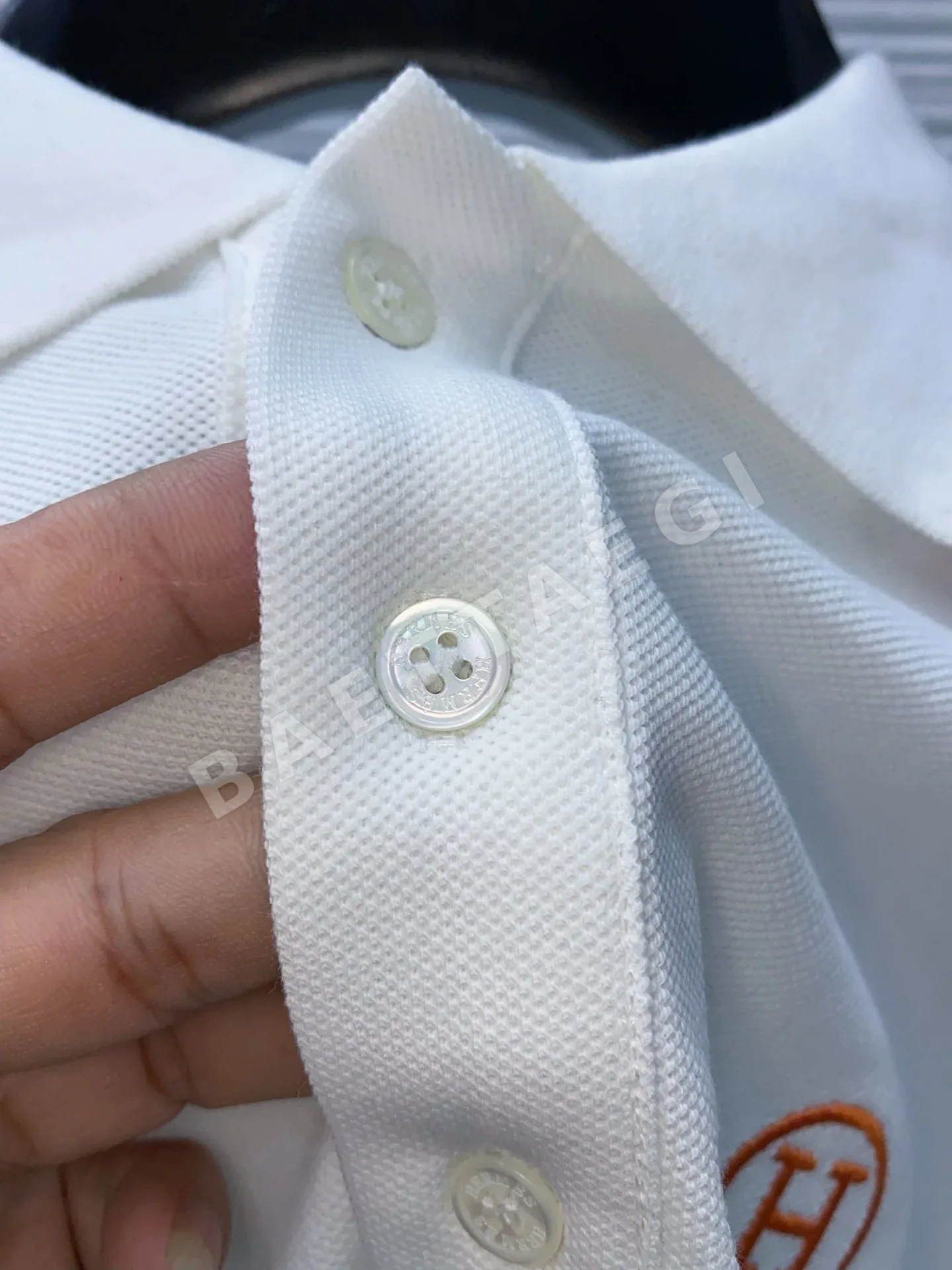 에르메스 시저카라 반팔 티셔츠 상세 이미지 6