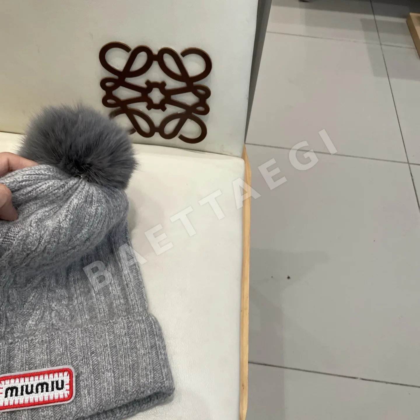 미우미우 울 여우털 모자 상세 이미지 5