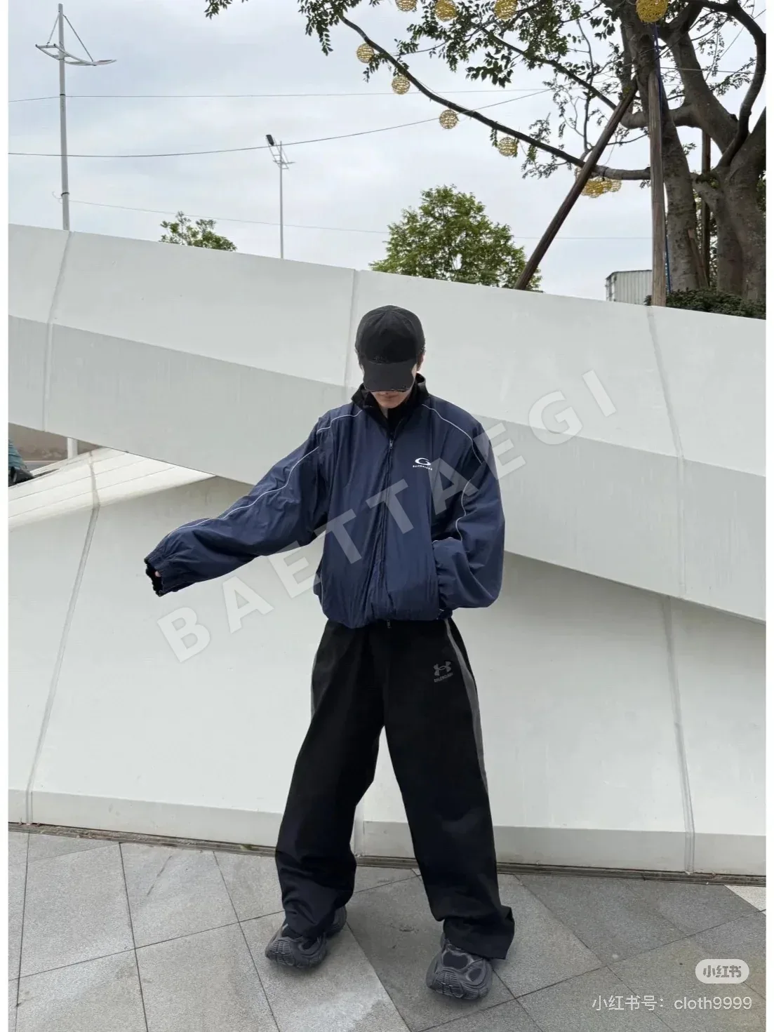 발렌시아가 남성 자켓 상세 이미지 10