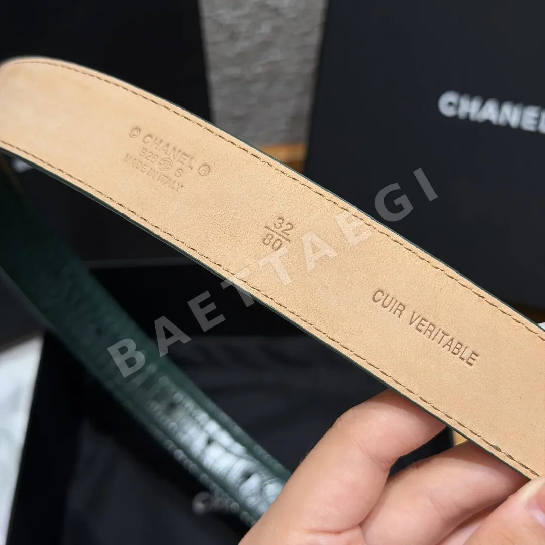 샤넬 크로커다일 엠보싱 가죽 더블 C 참 벨트 상세 이미지 8