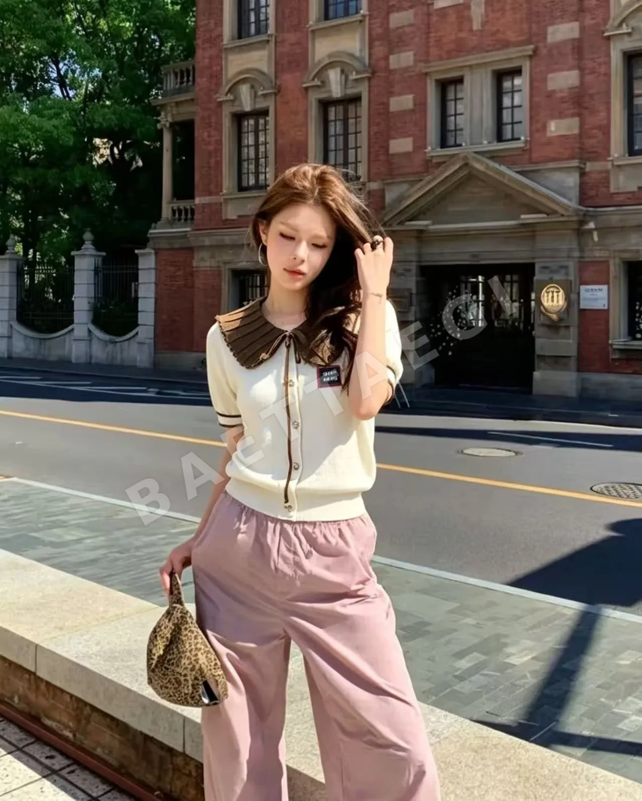 미우미우 피터팬 카라 리본 타이 반팔 가디건 135293