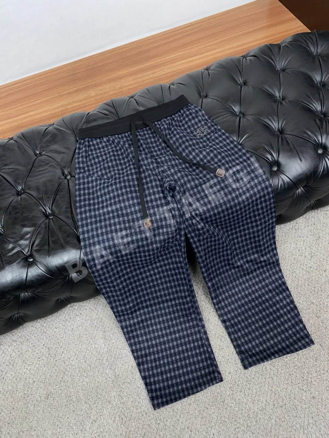 로에베 체크 소프트 원단 자수 남성 바지 상세 이미지 6