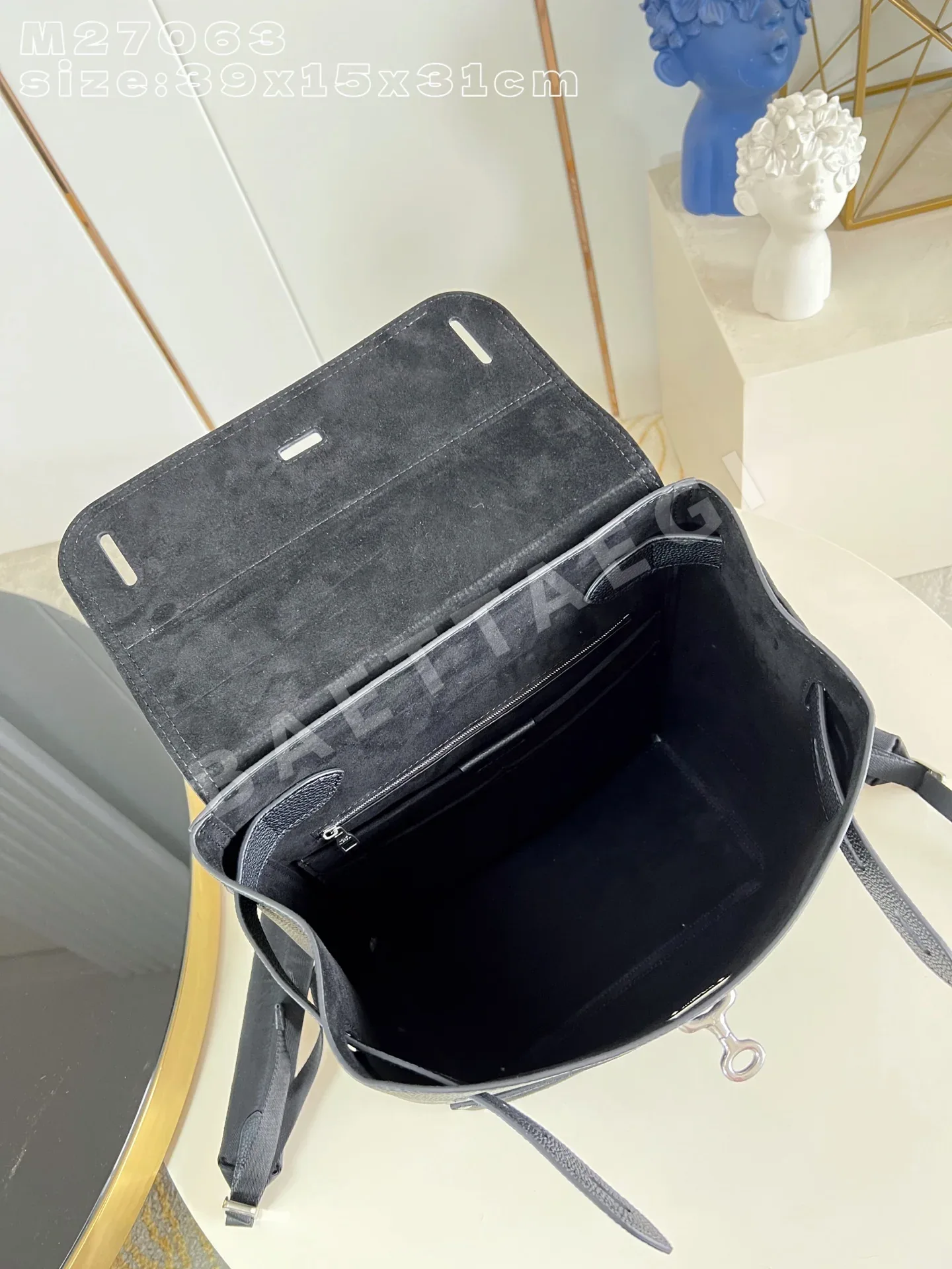 루이비통 M27063 블랙 백팩 상세 이미지 11