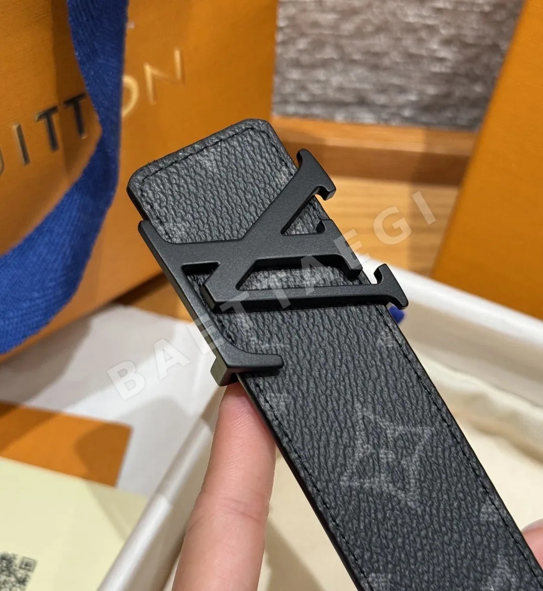 루이비통 JD350 이니셜 리버시블 벨트 상세 이미지 7