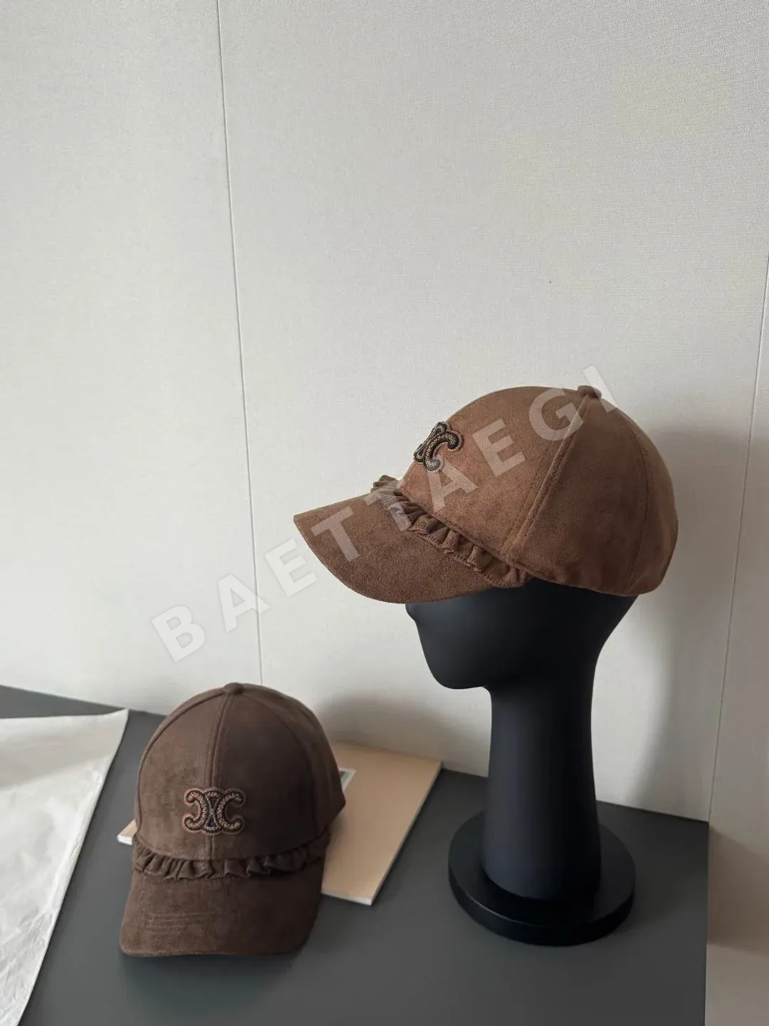 셀린느 스웨이드 베이스볼 캡 상세 이미지 8