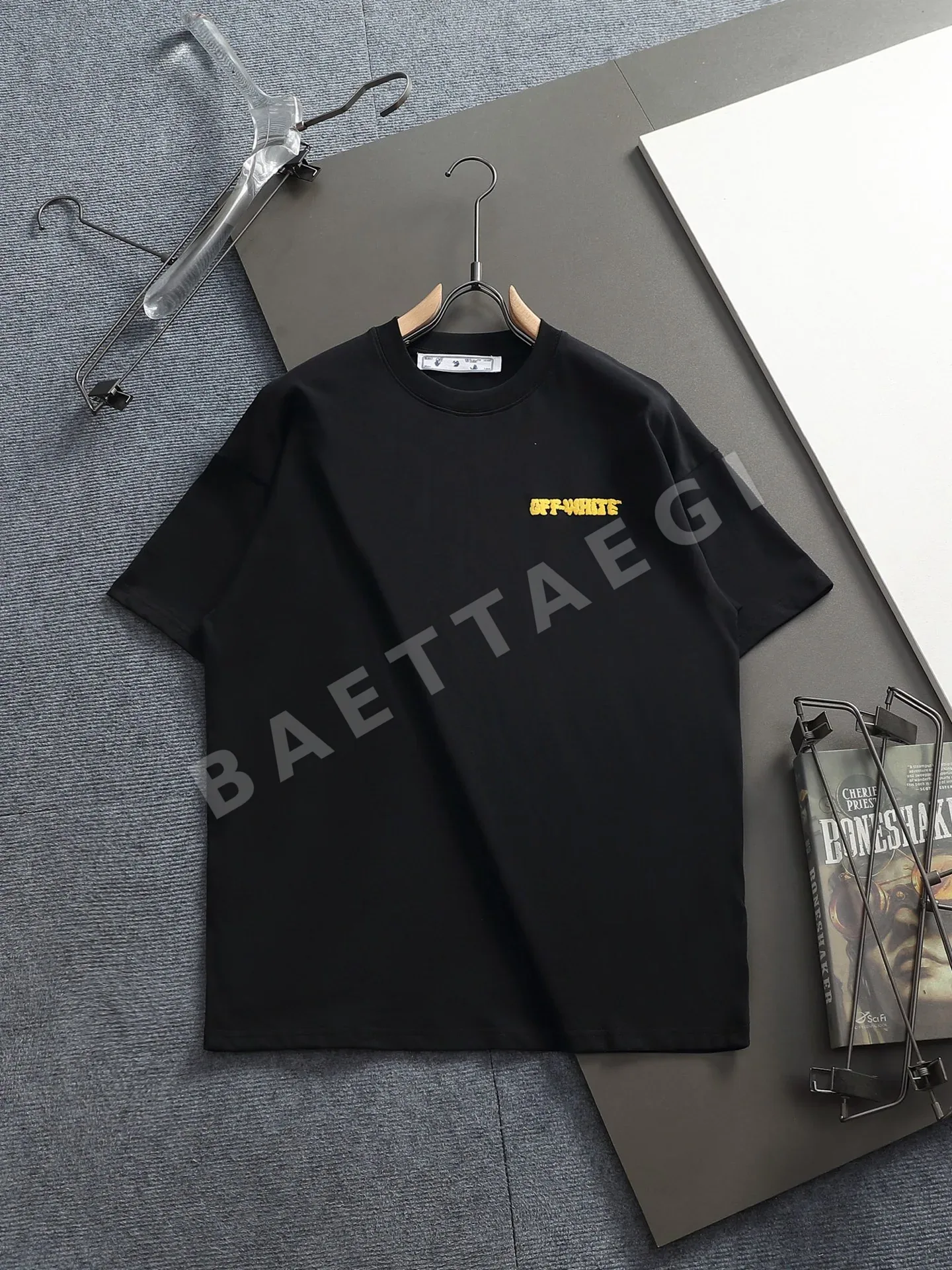오프화이트 남성 반팔 티셔츠 87479