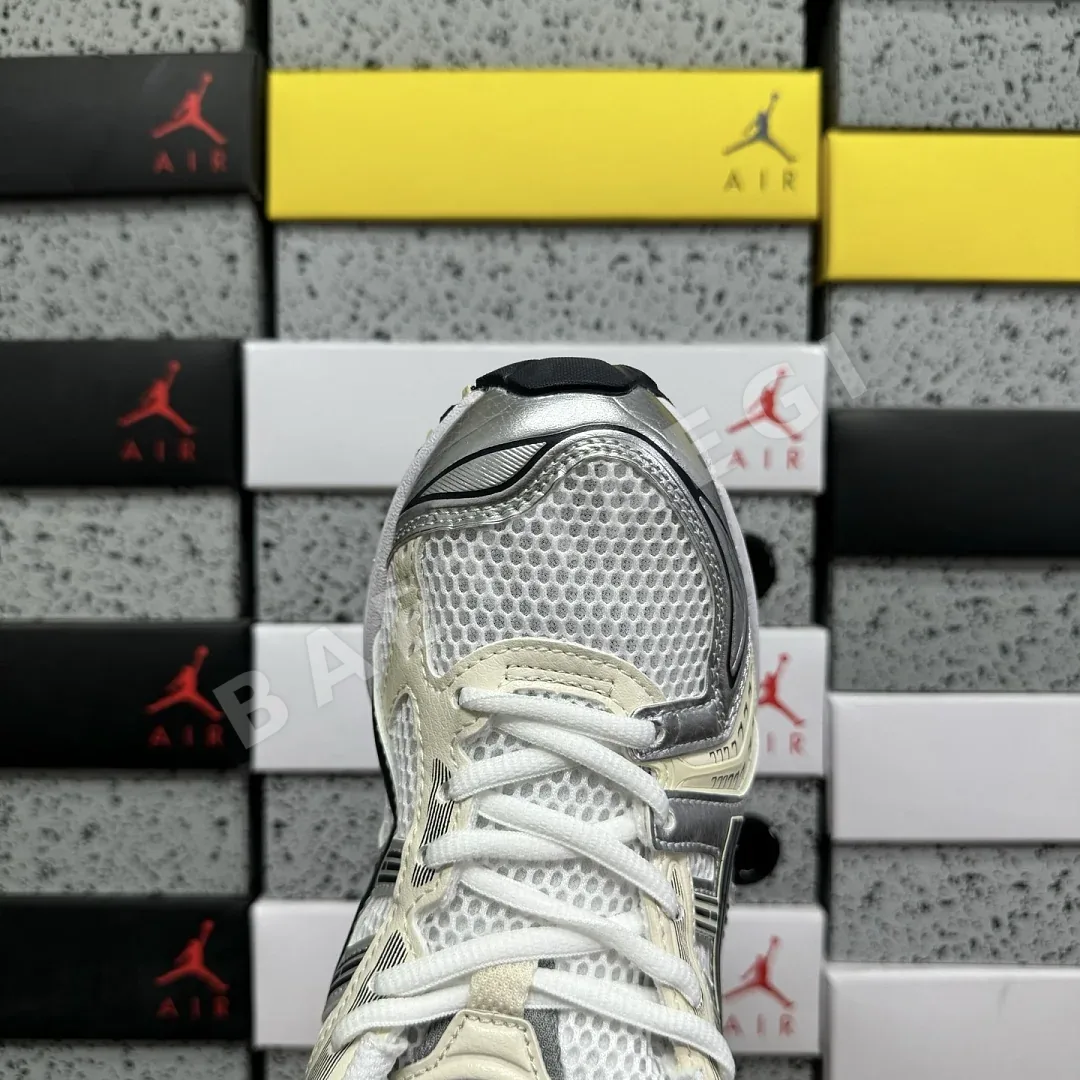 아식스 [LZ] 젤 카야노 14 1202A056-109 200583 Asics Gel-Kayano 14 White Midnight 상세 이미지 3