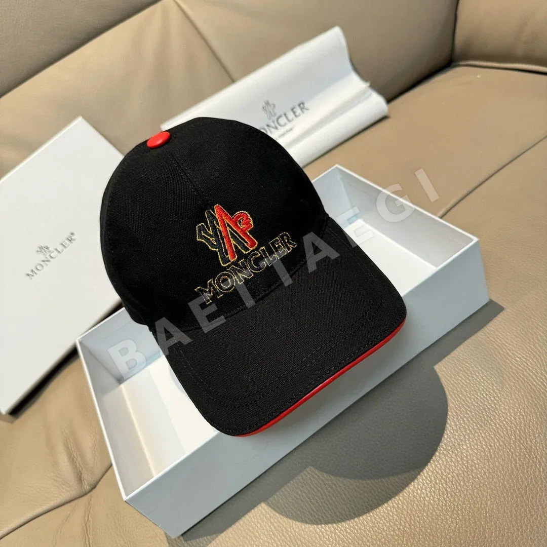 몽클레르 3D 자수 소가죽 베이스볼 캡 186908