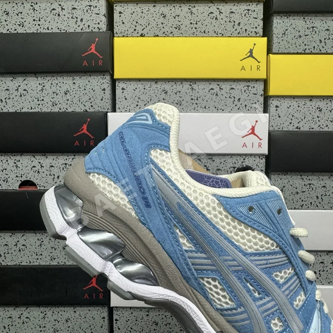 아식스 [LZ] 젤 카야노 14 1202A105-101 200577 Asics Gel-Kayano 14 상세 이미지 4