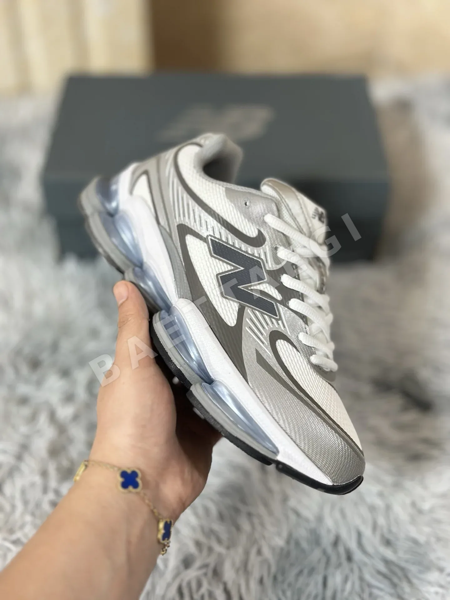 뉴발란스 NB2000 러닝화 상세 이미지 4