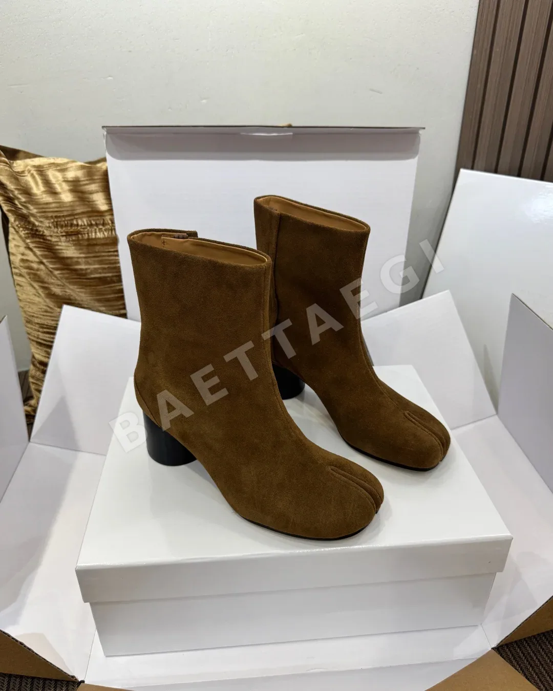 마르지엘라 타비 레더 앵클 부츠 상세 이미지 2