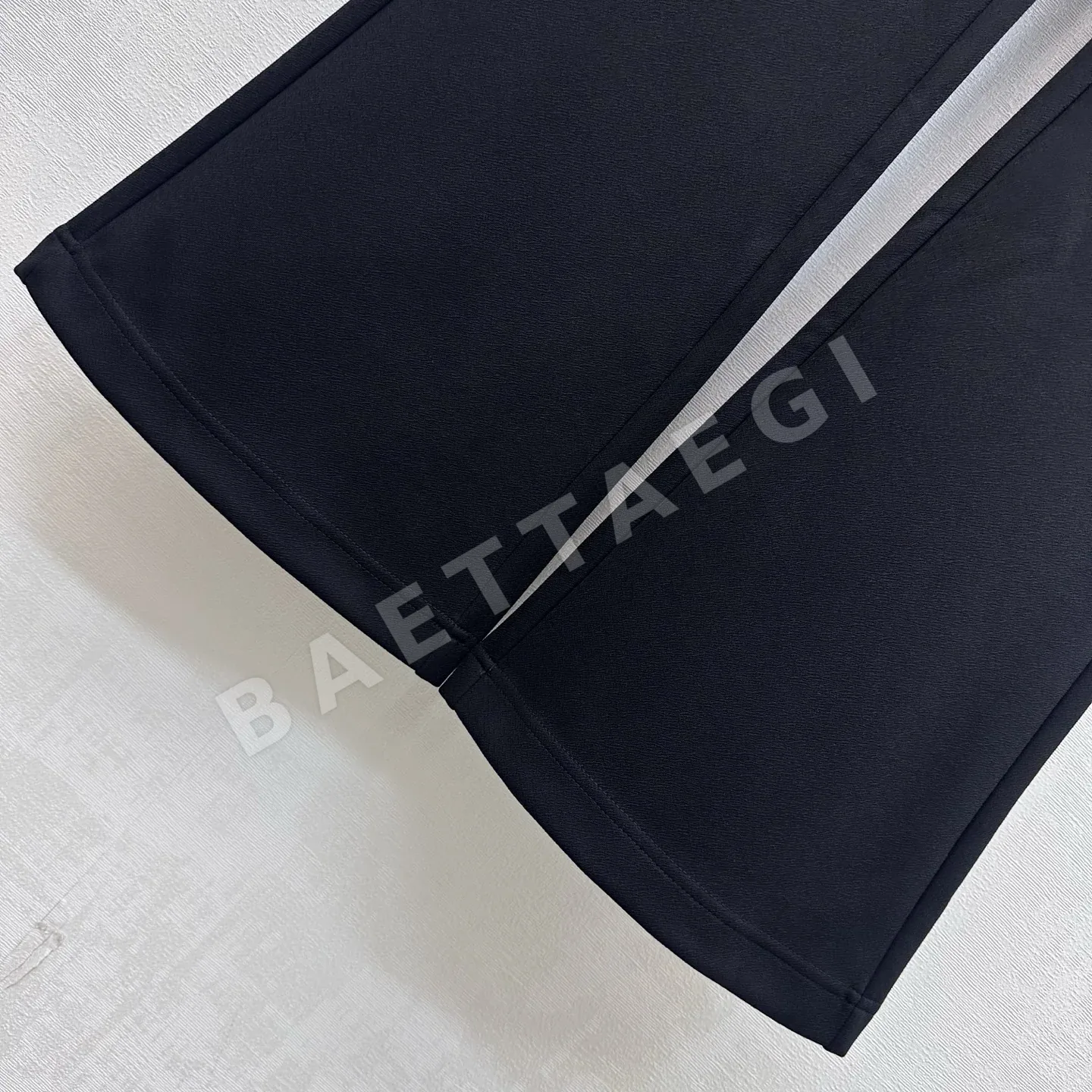 샤넬 다이아몬드 퀼팅 코튼 여성 바지 상세 이미지 4