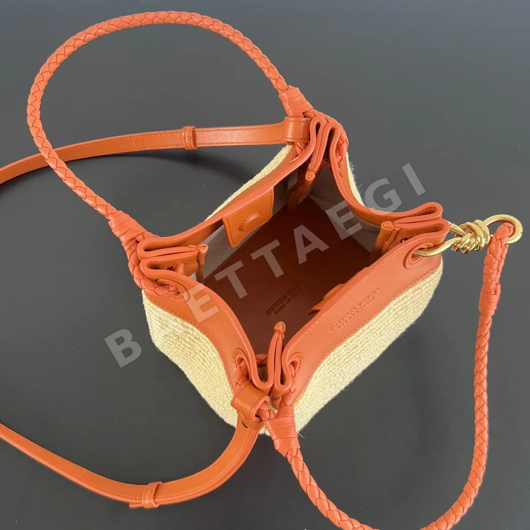보테가베네타 라피아 번트 오렌지 숄더백 상세 이미지 5