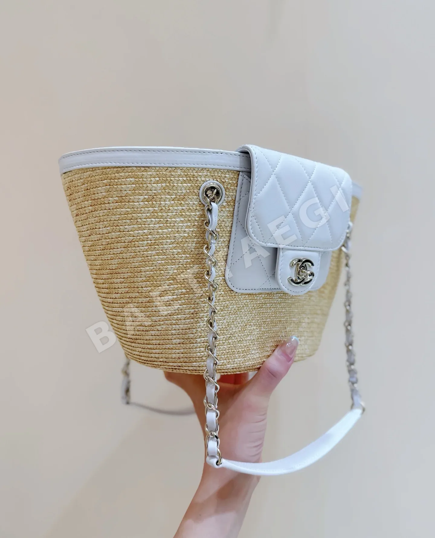샤넬 가방 상세 이미지 2