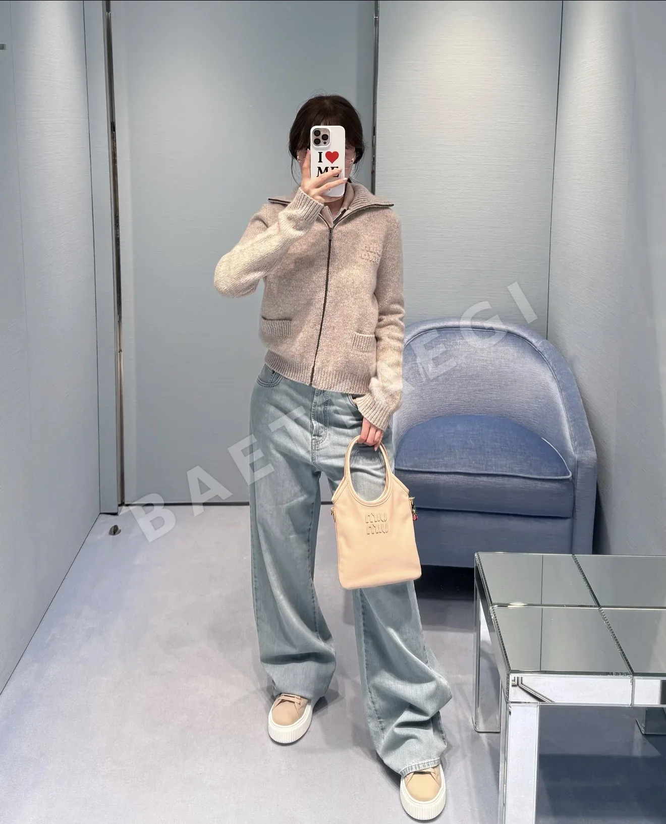 미우미우 라이트블루 와이드 레그 스트레이트 진 바지 상세 이미지 8