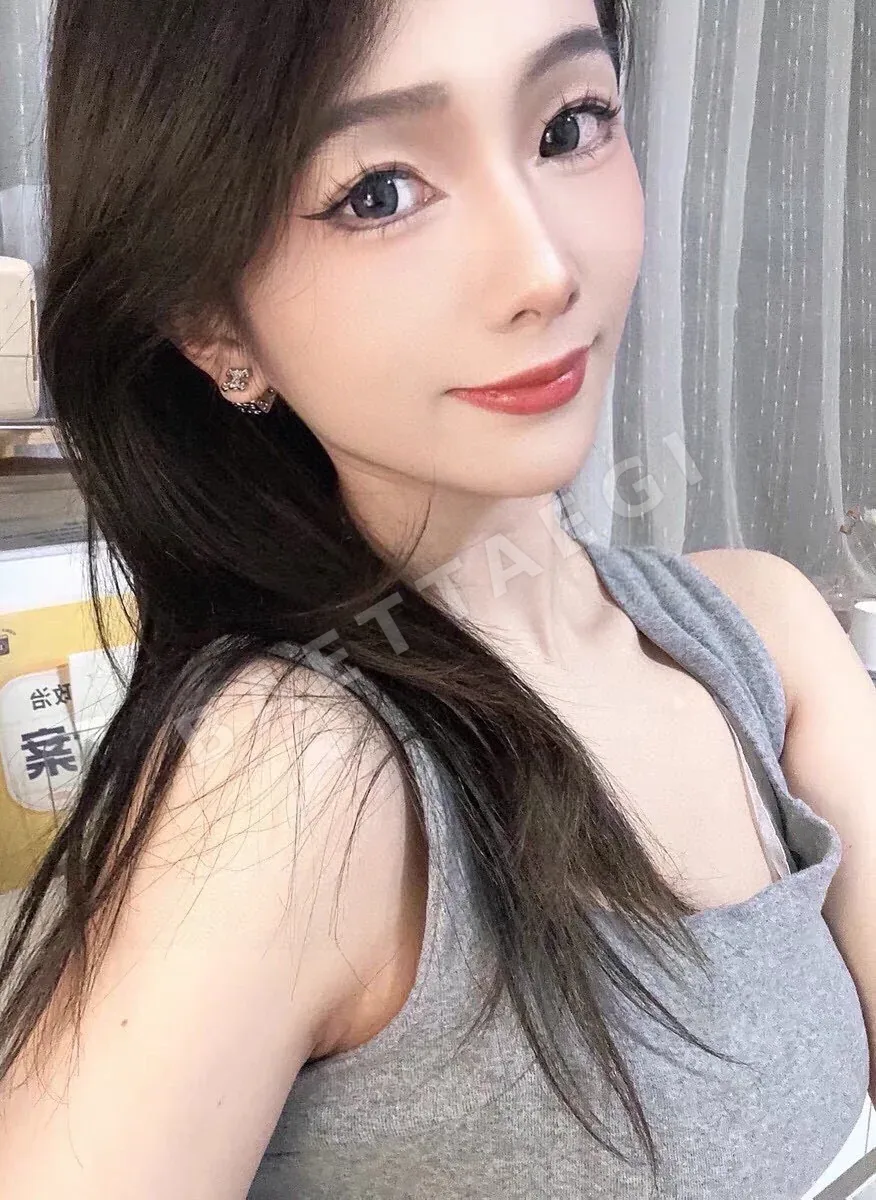 셀린느 18K 골드 도금 황동 귀걸이 상세 이미지 3