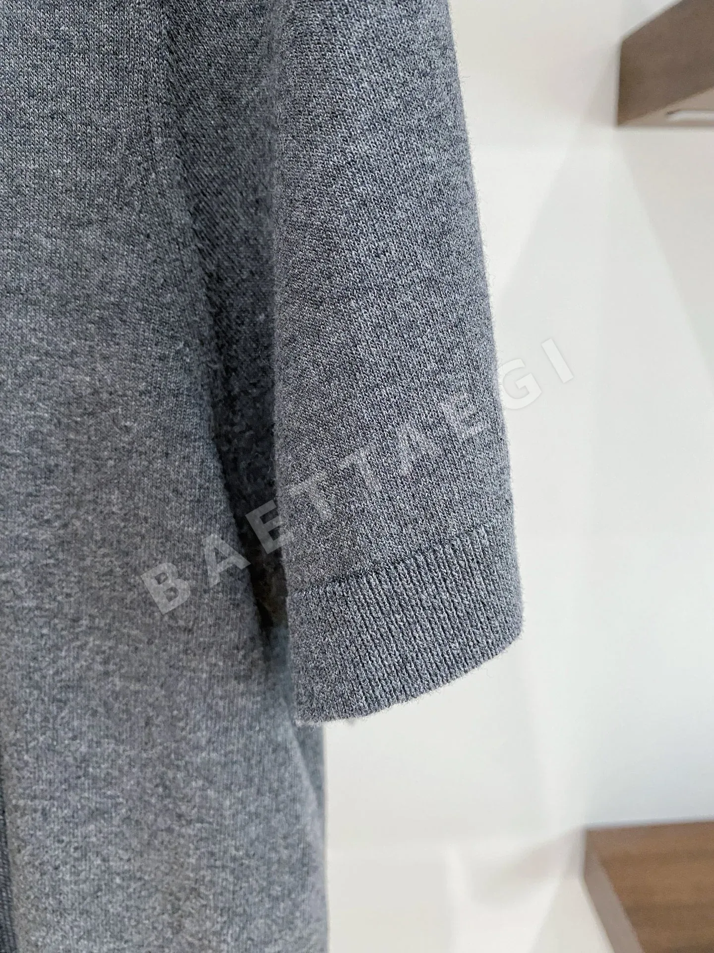 로로피아나 아세테이트 텐셀 린넨 혼방 남성 반팔 티셔츠 상세 이미지 7