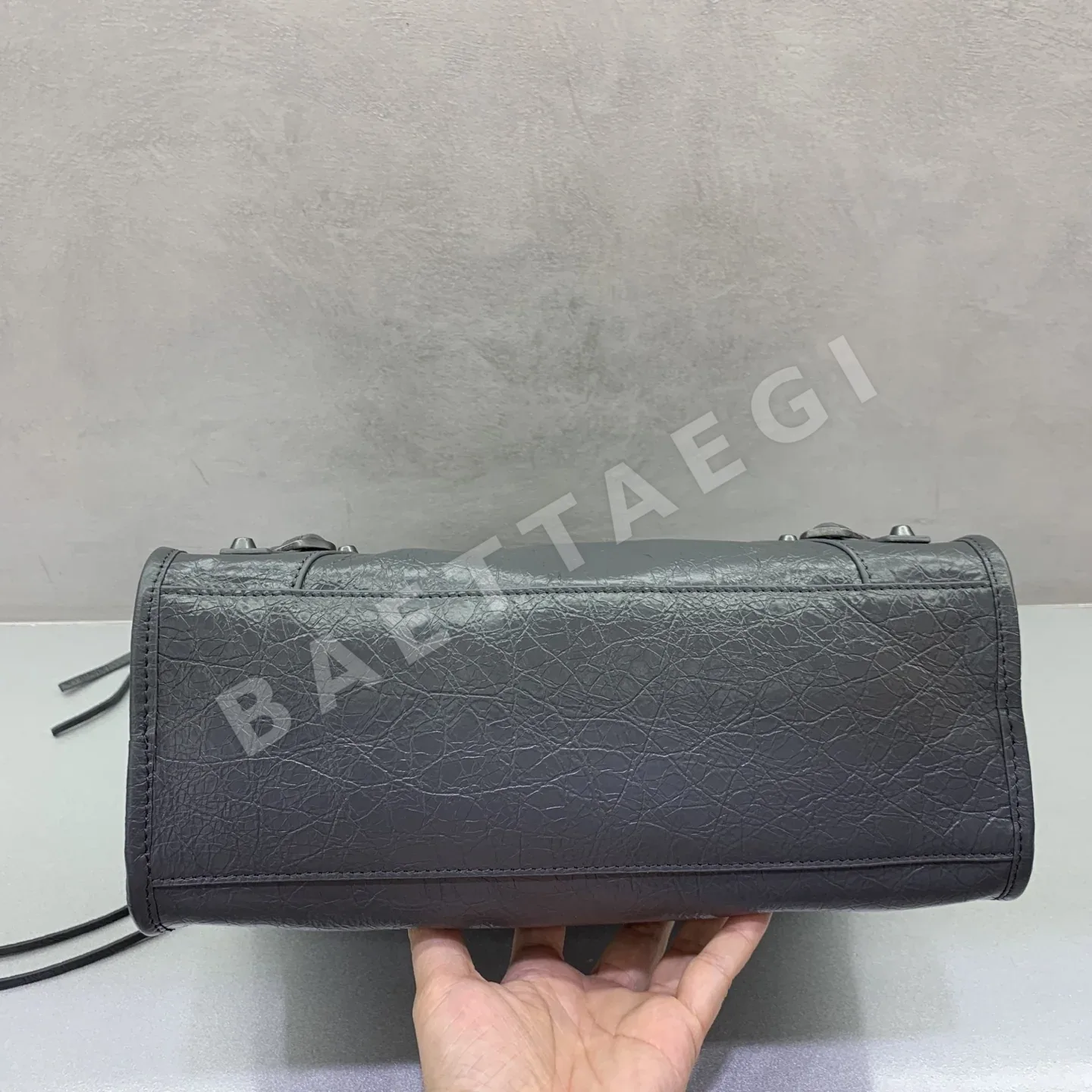 발렌시아가 르 시티 미디엄 가방 0846691080 상세 이미지 4