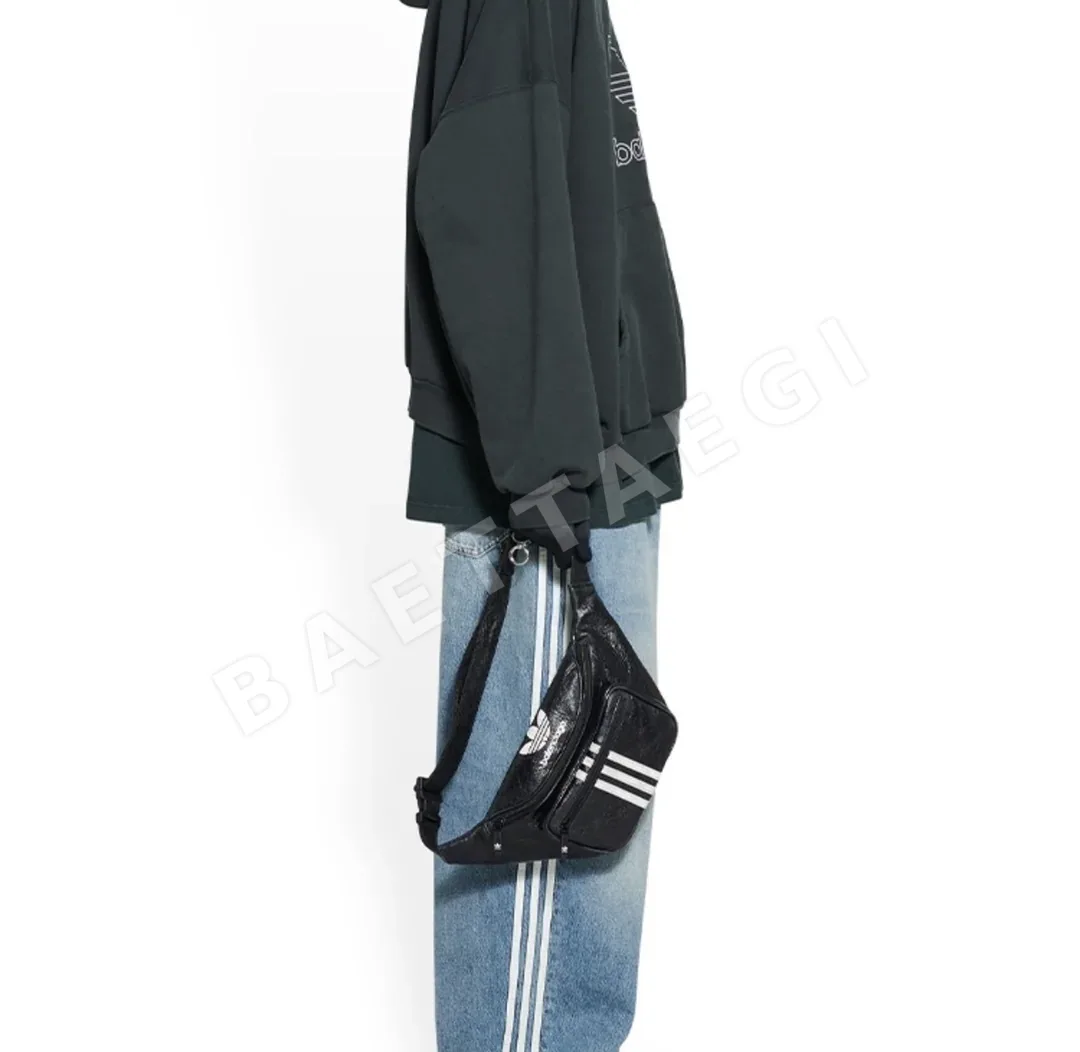 발렌시아가 램스킨 지퍼 숄더백 상세 이미지 8