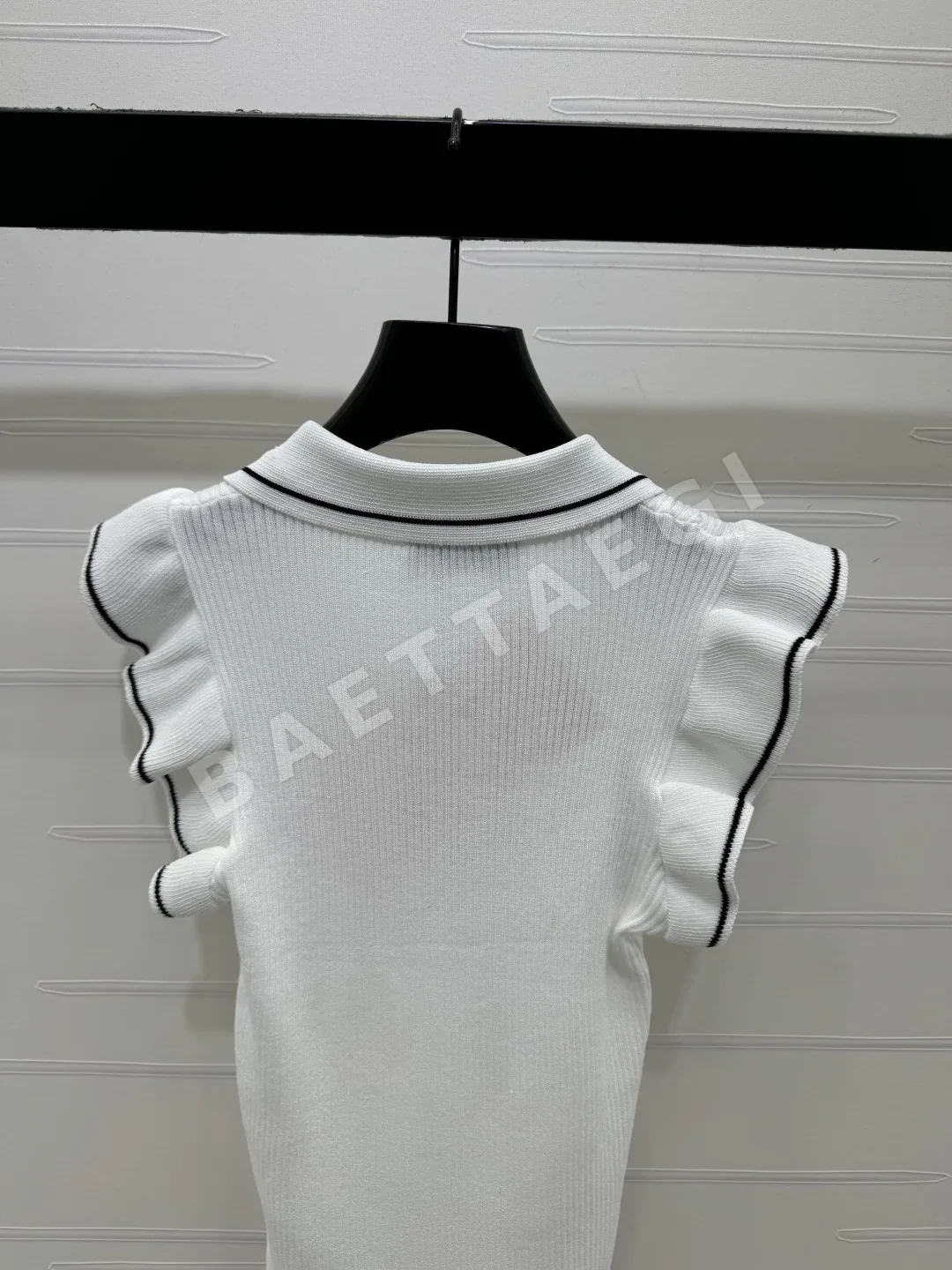 미우미우 프릴 카라 반팔 니트 탑 상세 이미지 7