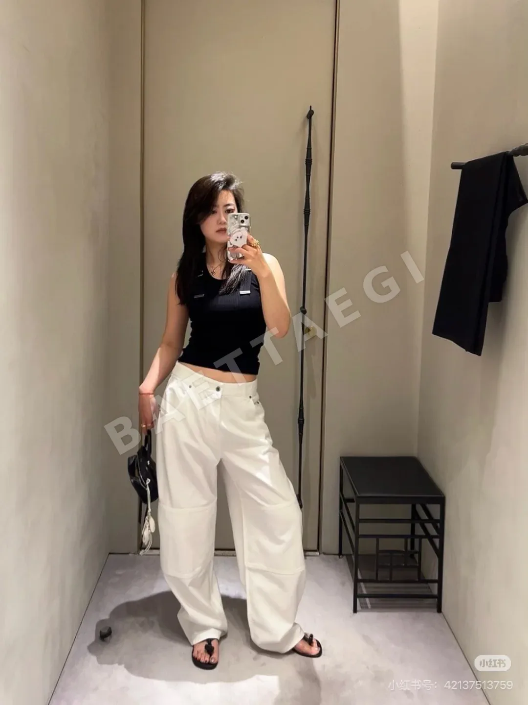 로에베 크리미 화이트 캐롯 팬츠 여성 바지 상세 이미지 7
