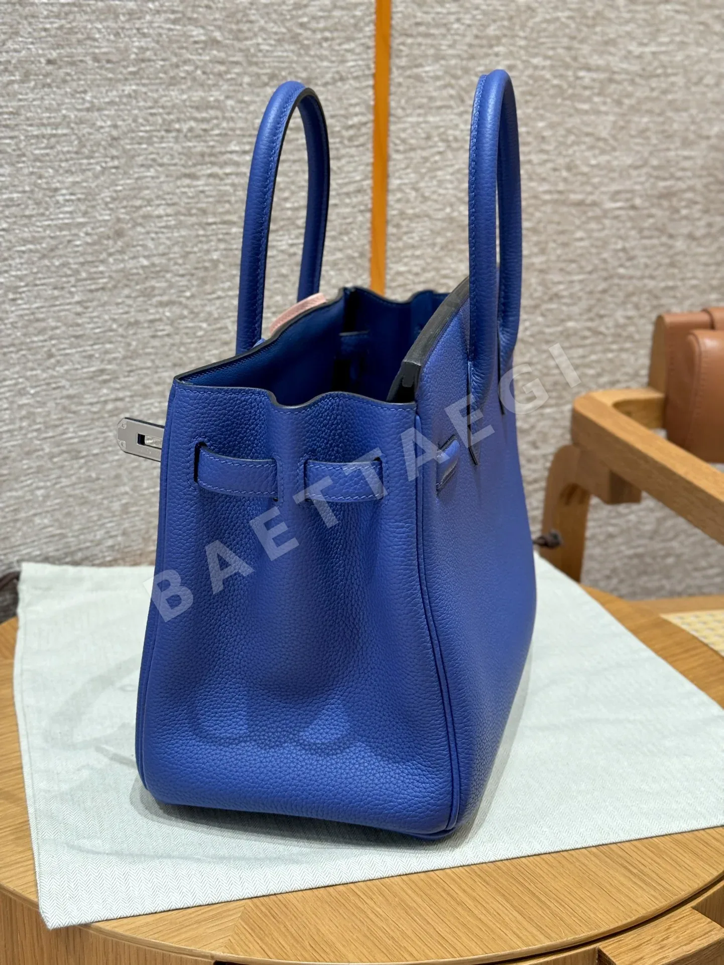 에르메스 버킨 30 블루 일렉트릭 가방 상세 이미지 5