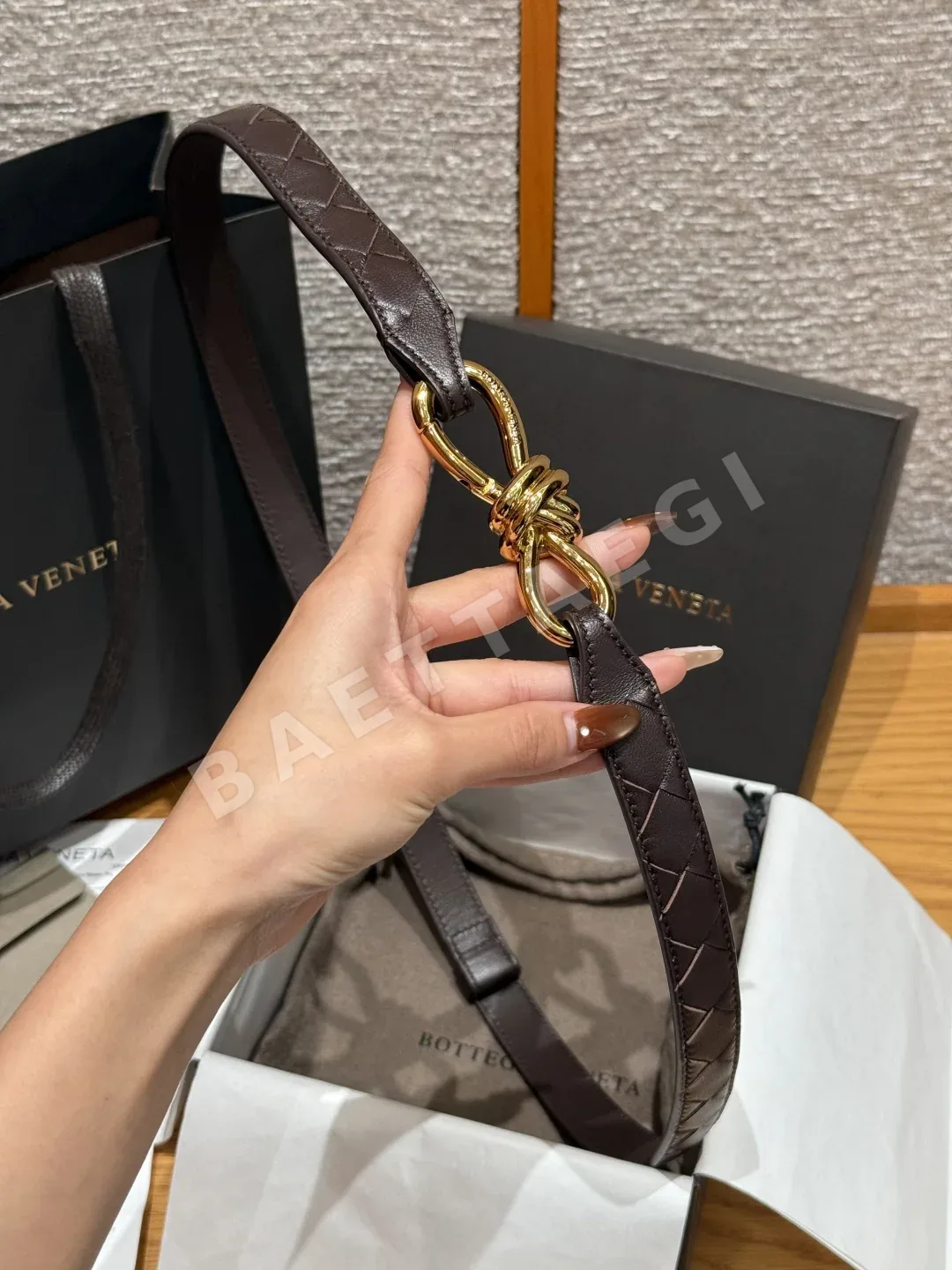 보테가베네타 인트레차토 소가죽 벨트 상세 이미지 4