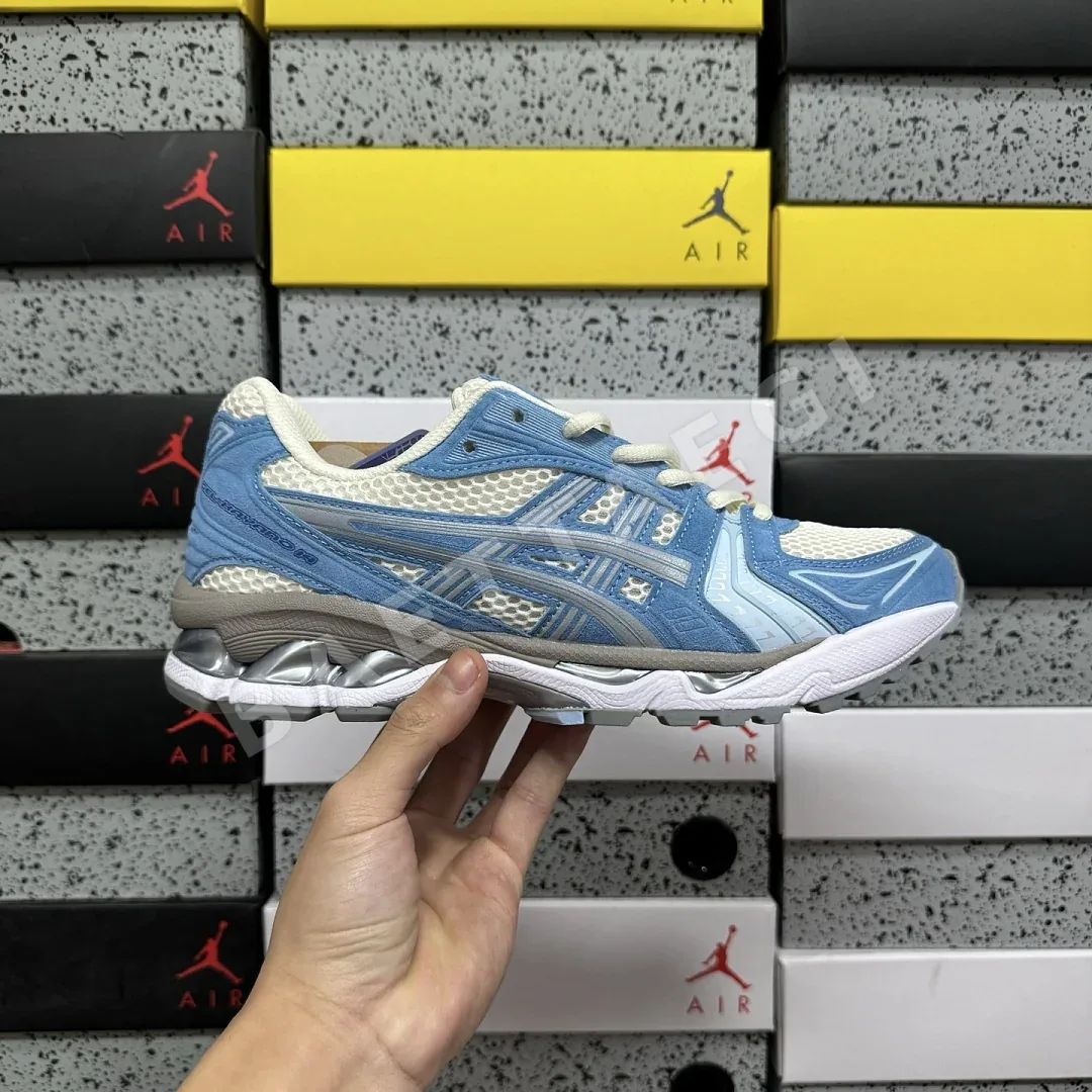 아식스 [LZ] 젤 카야노 14 1202A105-101 200577 Asics Gel-Kayano 14 상세 이미지 6