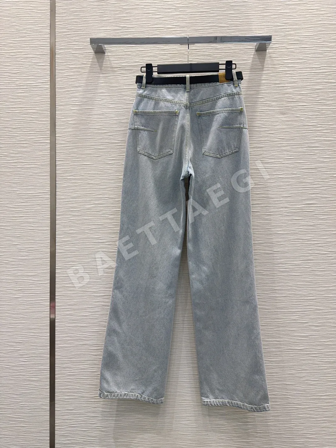 디올 데미지 워시드 데님 여성 바지 상세 이미지 7