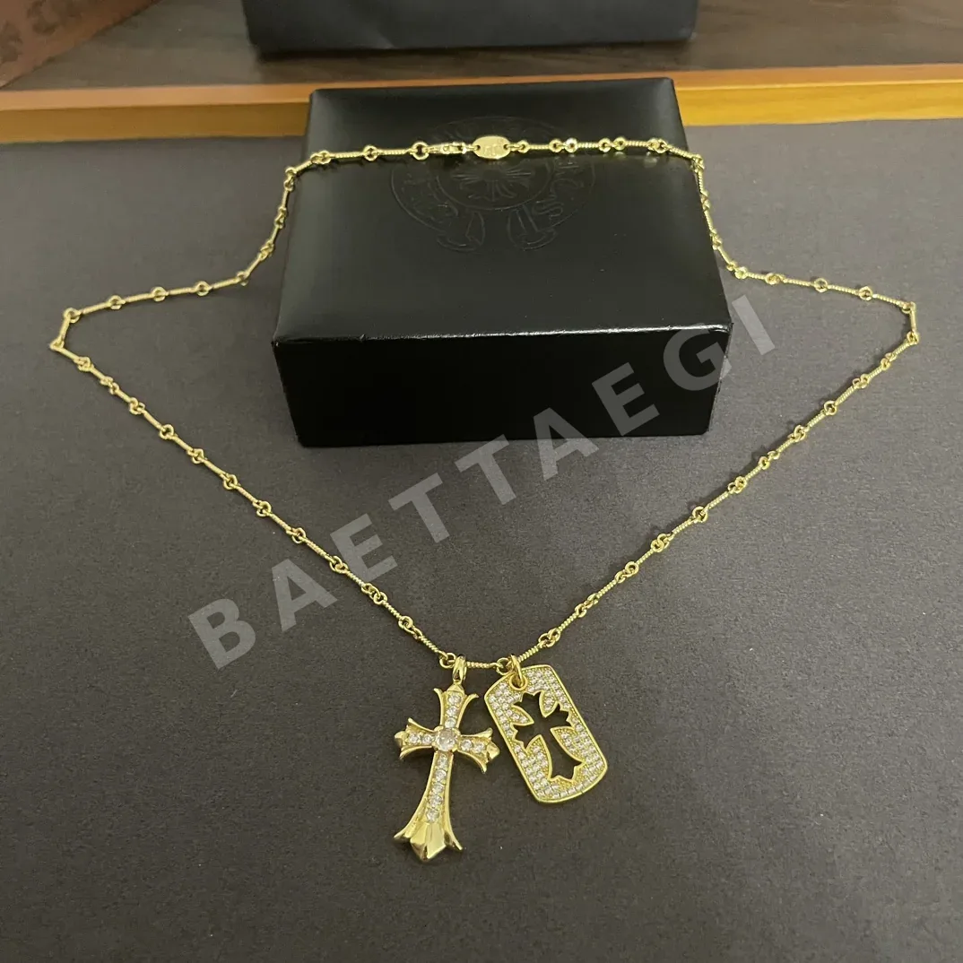 크롬하츠 크로스 스퀘어 골드 목걸이 126940