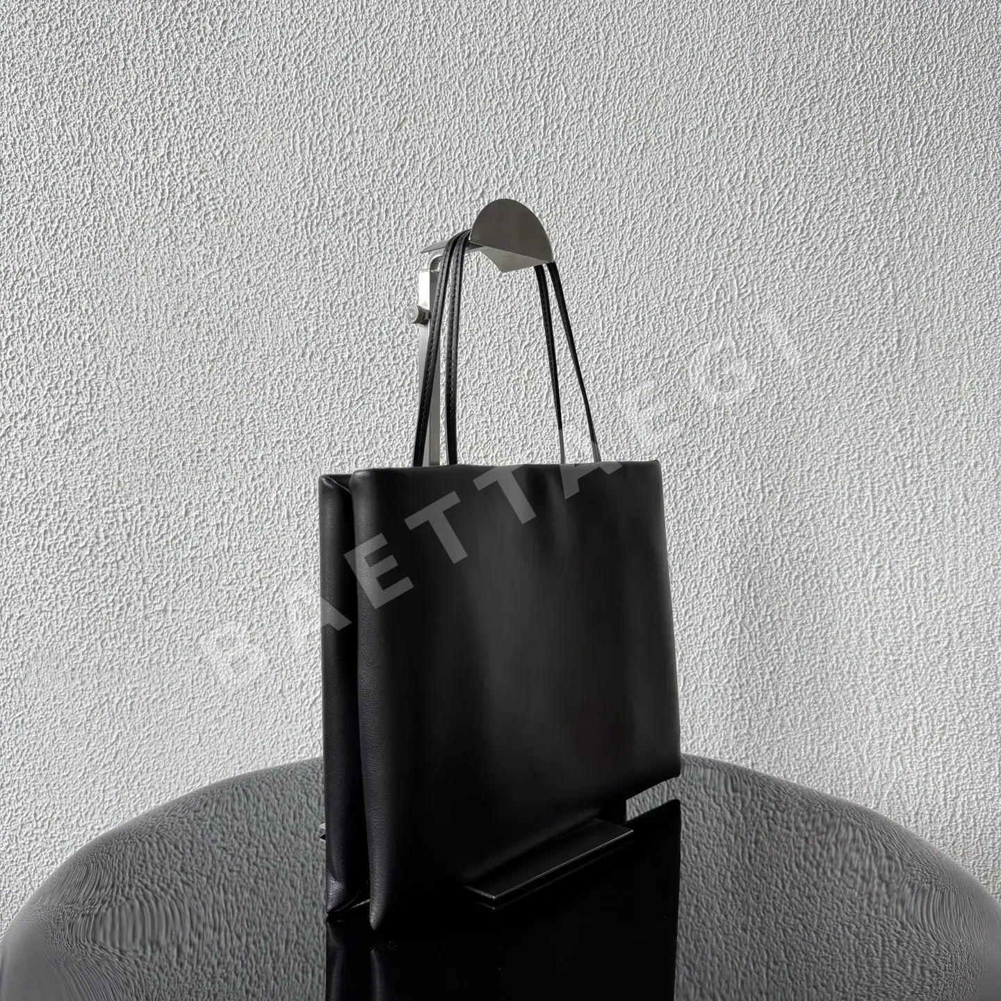 더로우 블랙 램스킨 아코디언 백 가방 상세 이미지 3