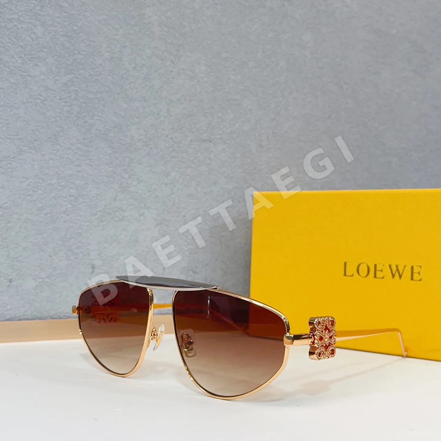 로에베 LW1735 LS 선글라스 상세 이미지 4