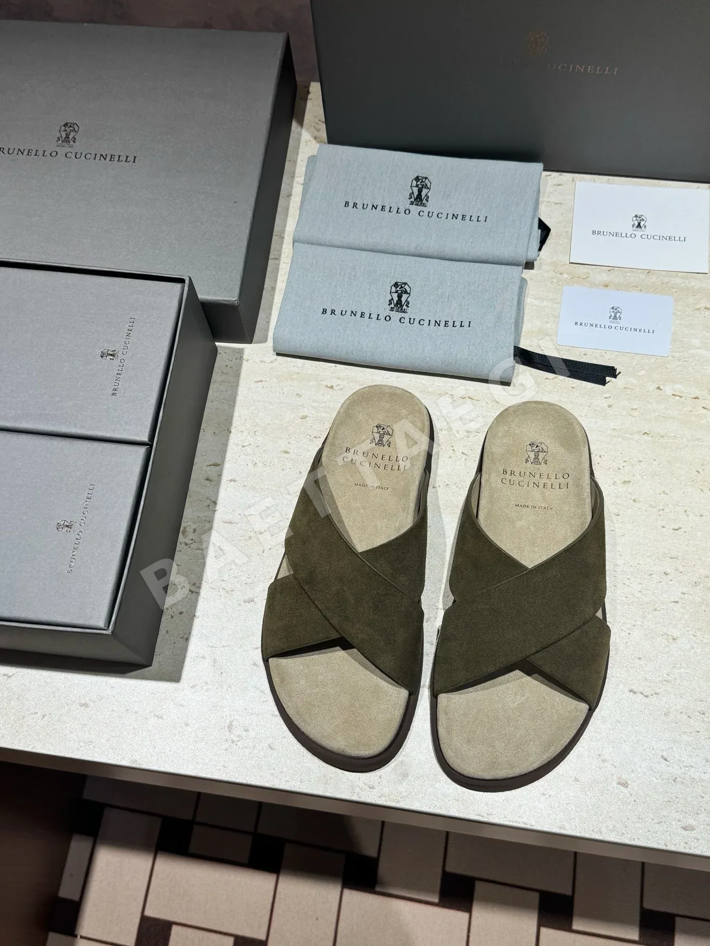 브루넬로쿠치넬리 남성 스웨이드 샌들 상세 이미지 5