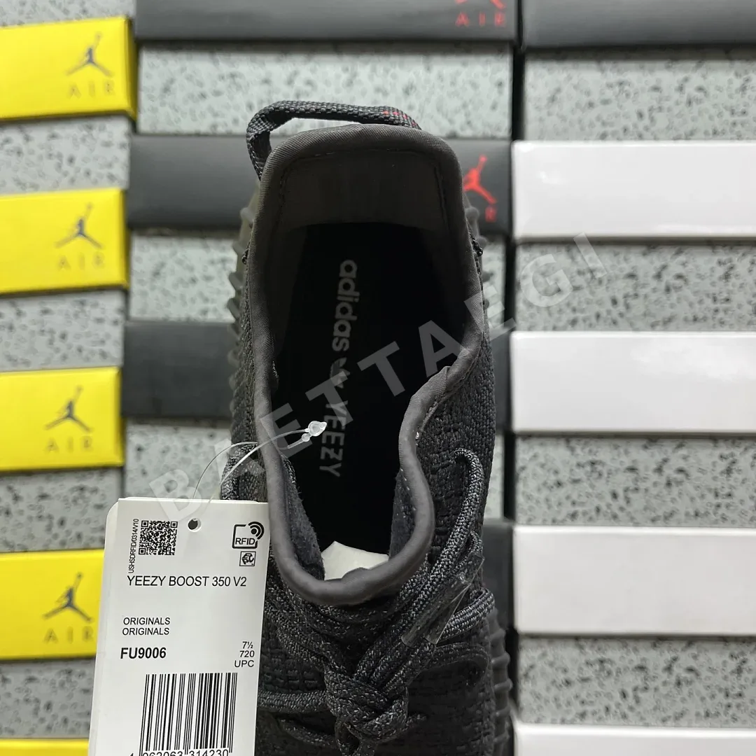 아디다스 [XQ] 이지 부스트 350 V2 FU9006 200772 Adidas Yeezy Boost 350 V2 Black 상세 이미지 3