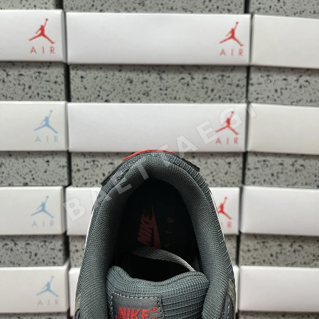 나이키 [XY] 에어 맥스 90 DR0145-003 201260 Nike Air Max 90 Iron Grey University Red 상세 이미지 5