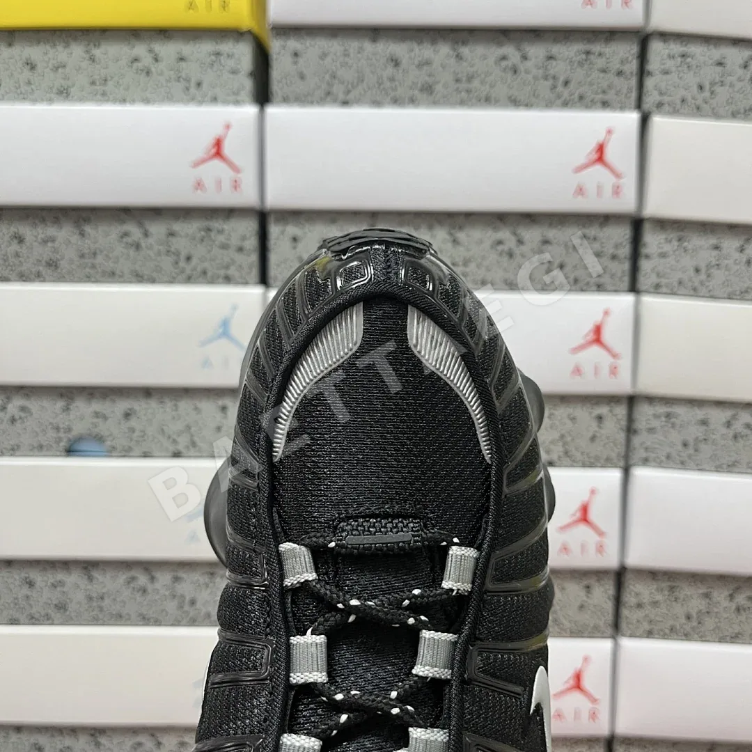나이키 [WM] 샥스 TL FV0939-001 201133 Nike Shox TL Black Iron Grey 상세 이미지 8