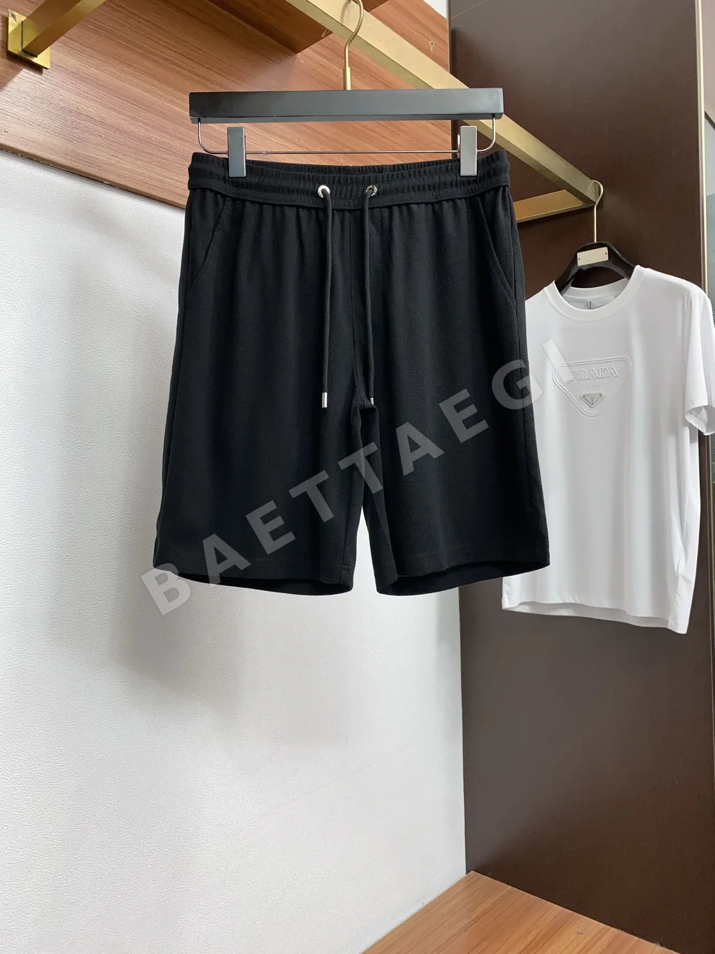 프라다 남성 테크니컬 파이버 반팔 폴로셔츠 상세 이미지 5