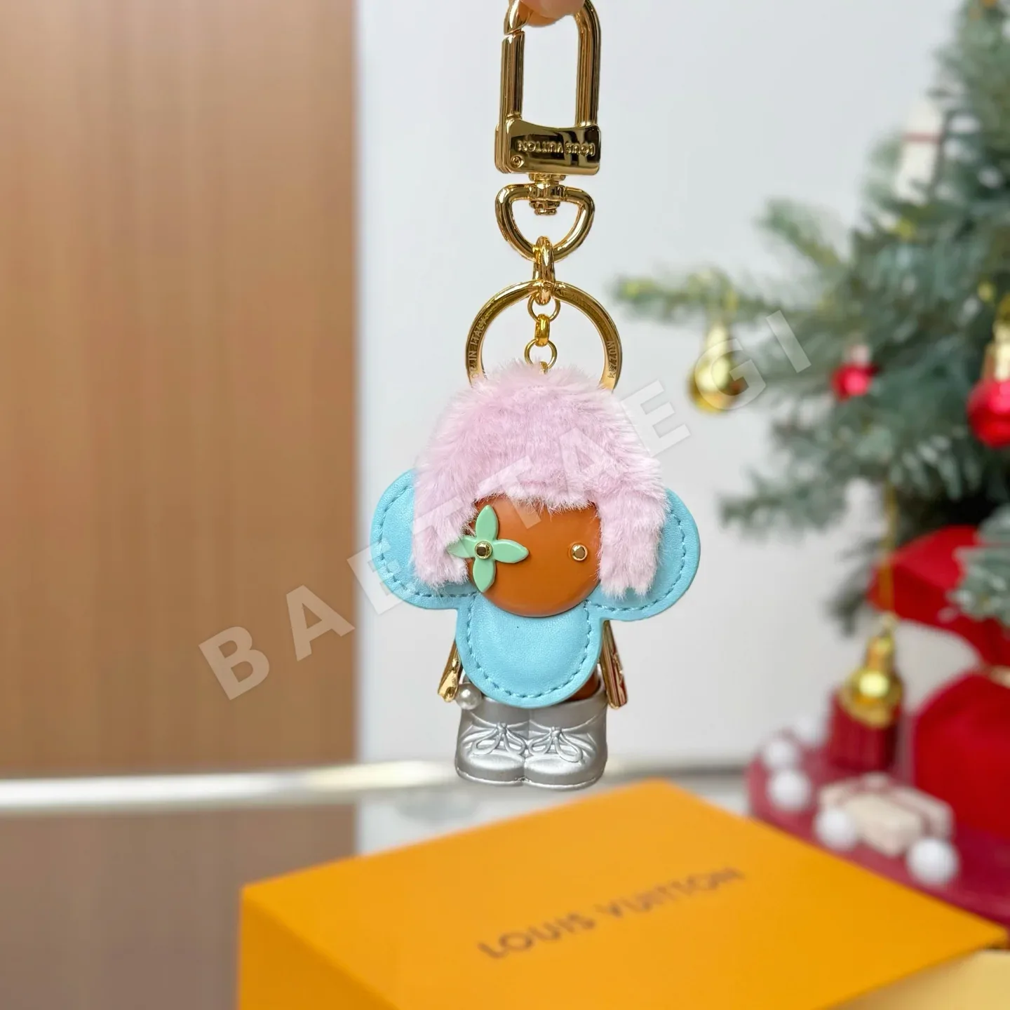 루이비통 비비앙 해바라기 키링 상세 이미지 3