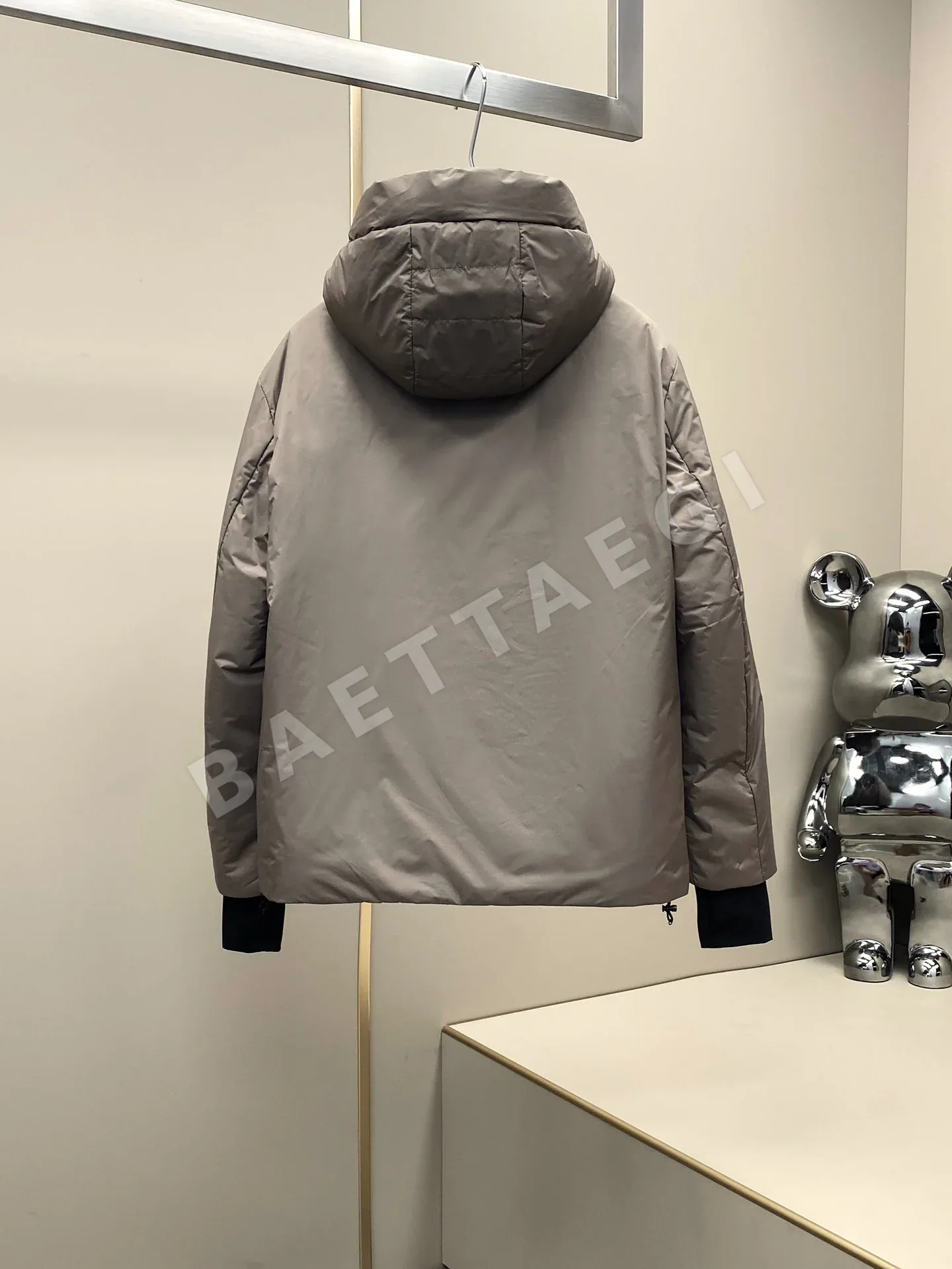 몽클레르 티몰 남성 후드 패딩 재킷 상세 이미지 8