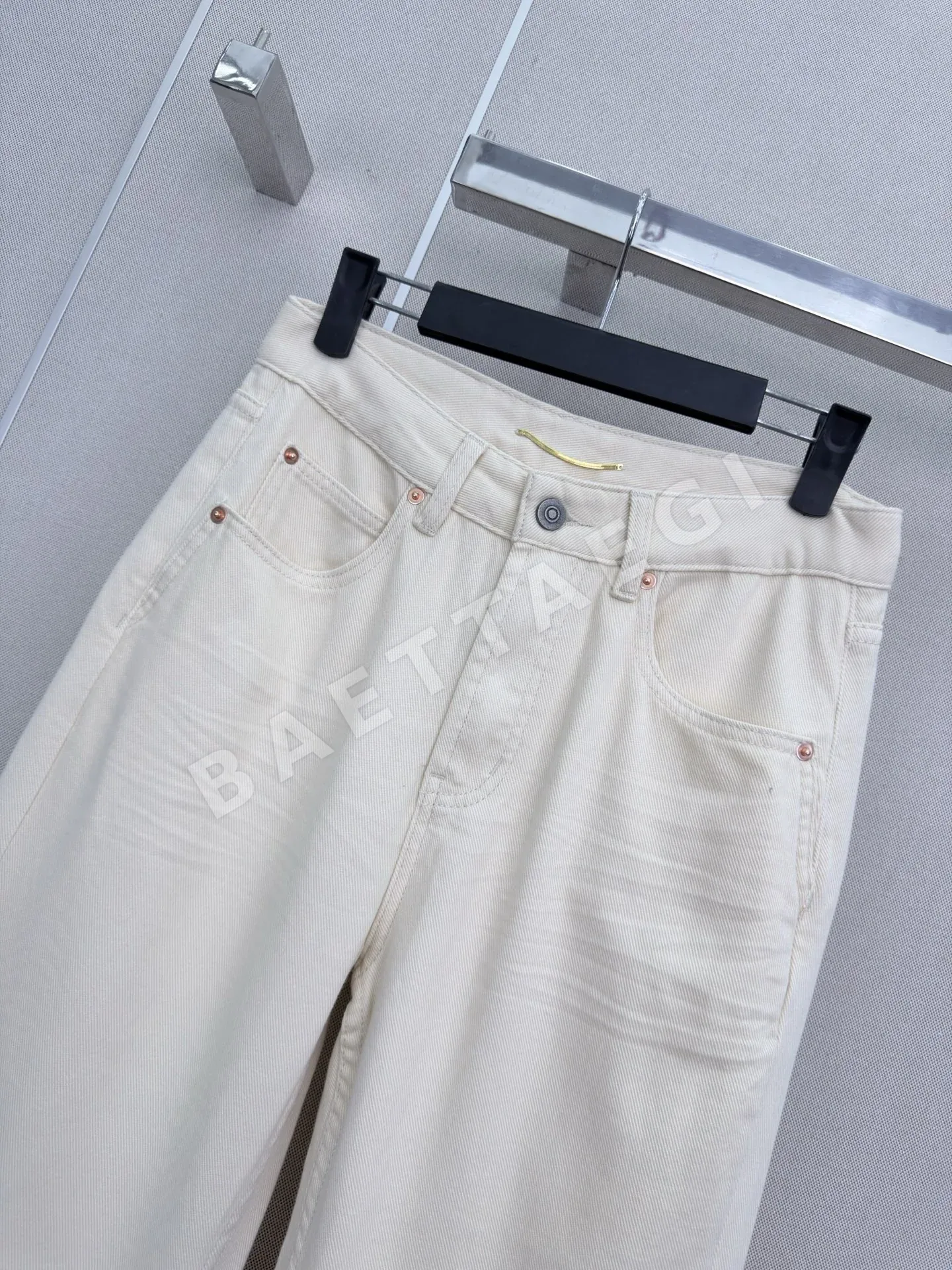 생로랑 스트레이트 레그 여성 바지 상세 이미지 2