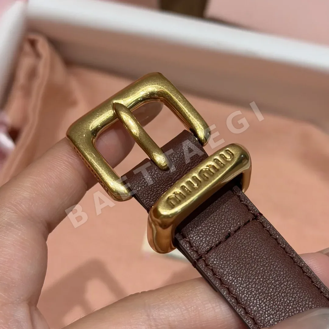 미우미우 가죽 슬림 벨트 2.5 cm 상세 이미지 5