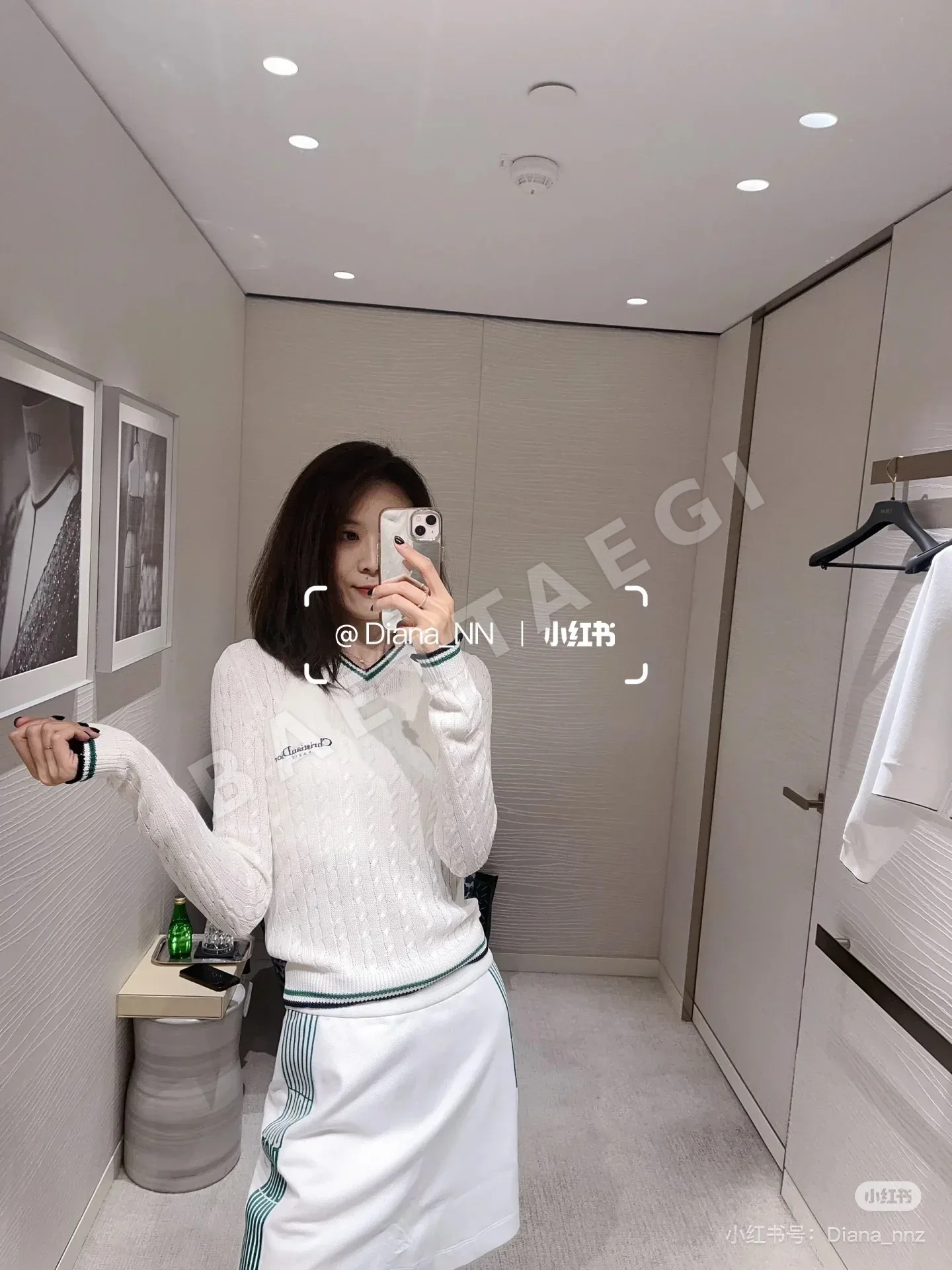 디올 케이블 브이넥 슬림핏 긴팔 니트 여성의류 레플리카 상세 이미지 9