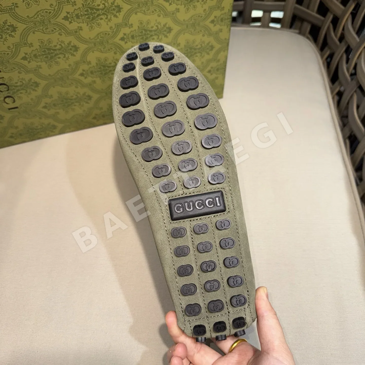 구찌 홀스빗 로퍼 남성 가죽 장식 상세 이미지 9