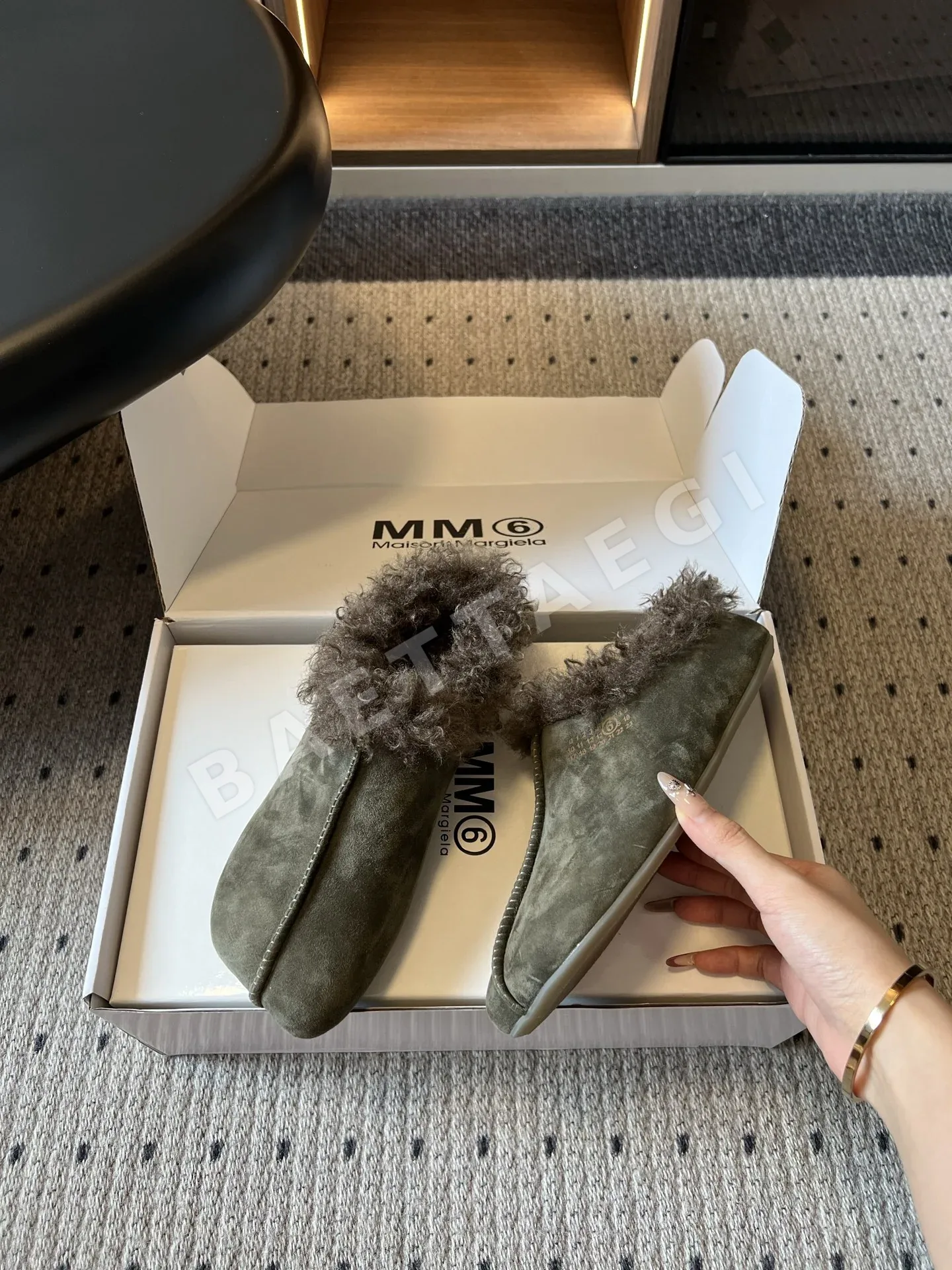 마르지엘라 플러시 하프 뮤ー 슬리퍼 상세 이미지 4