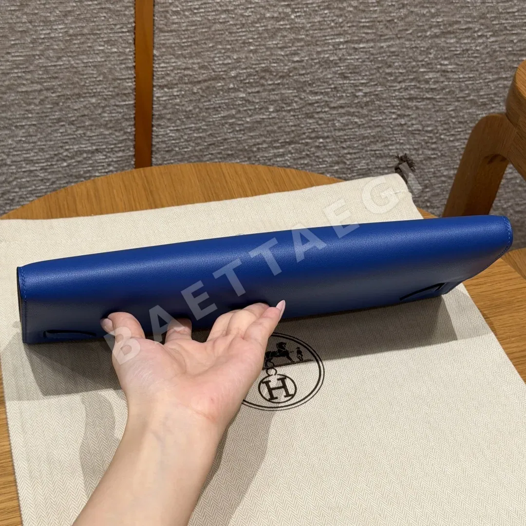 에르메스 켈리컷 블루 일렉트릭 스위프트 가죽 가방 상세 이미지 5