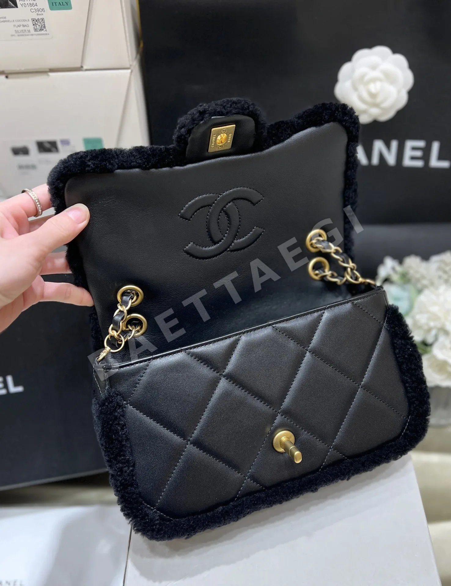 샤넬 24K 테디베어 대형 블랙 가방 AS5149 상세 이미지 5