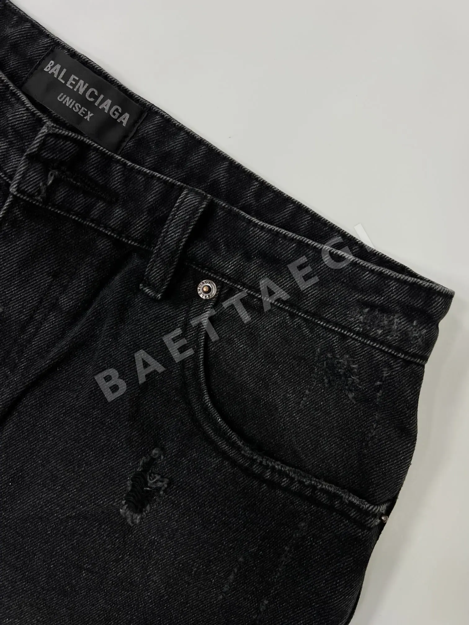 발렌시아가 워싱 데미지 남성 청바지 상세 이미지 3