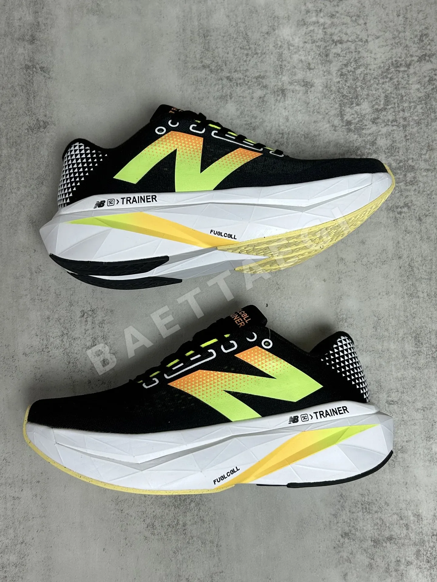 뉴발란스 SC 트레이너 로우탑 러닝화 상세 이미지 3