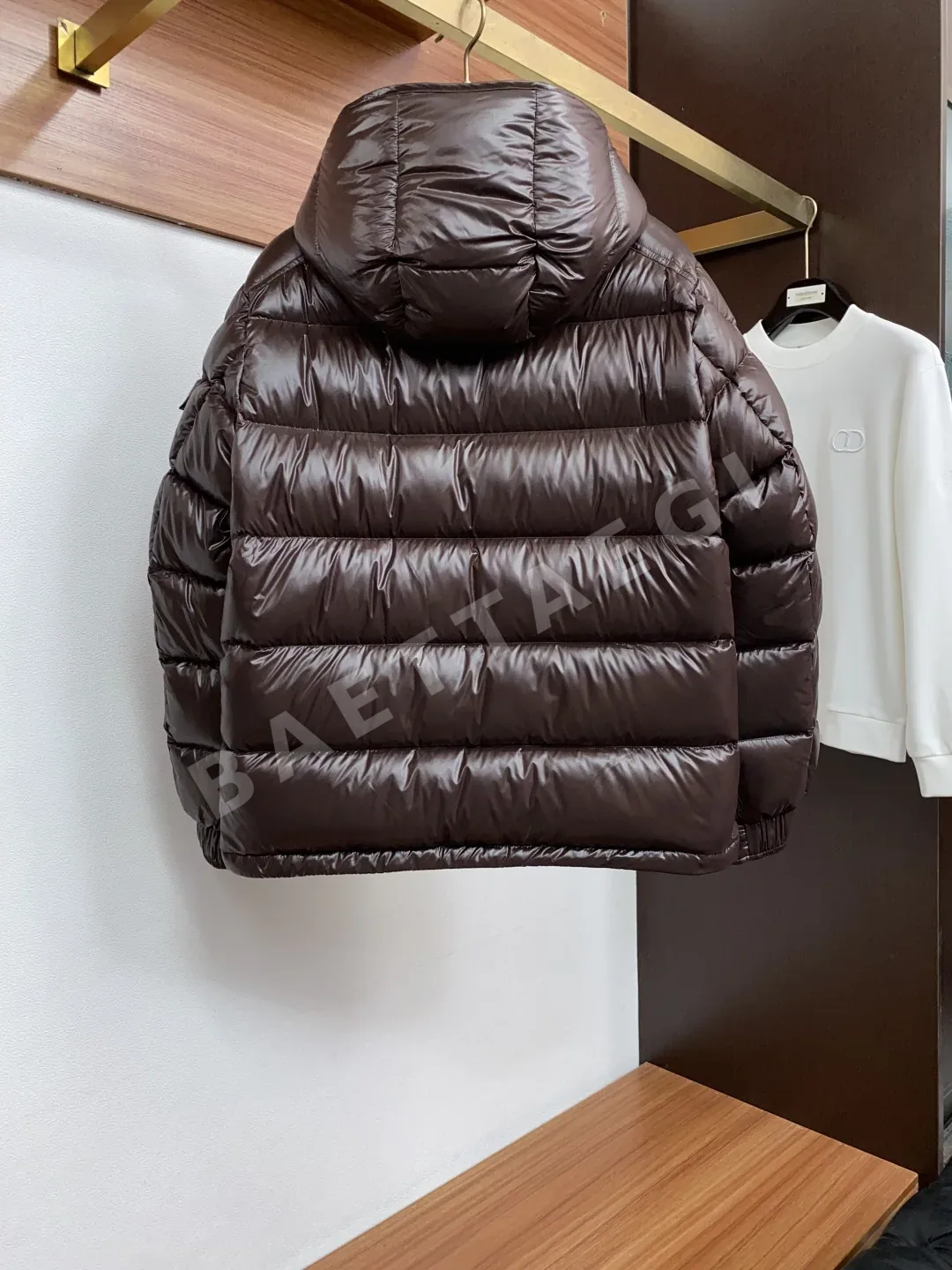 몽클레르 마야(Moncler Maya) 후드 쇼트 다운 자켓 상세 이미지 12